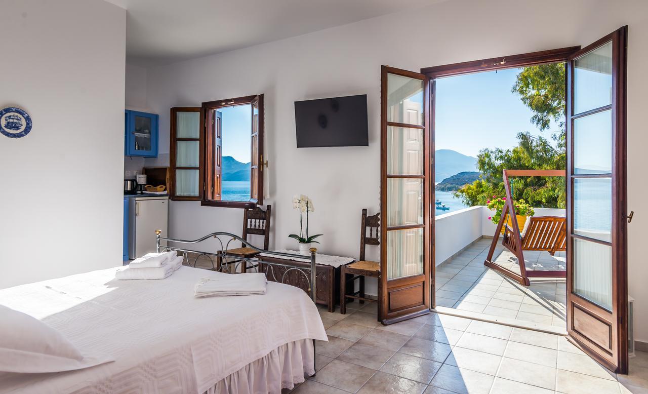 Villa Notos Adámas Eksteriør bilde
